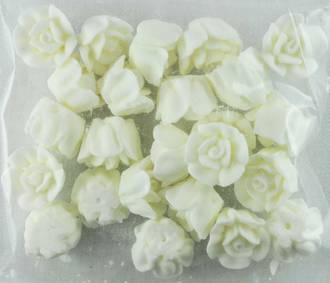 Icing White Roses 15mm, packet of 24
